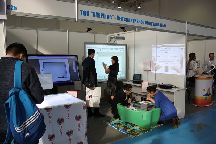 Команда ТОО “STEPLine” представила интерактивное оборудование на международной выставке образовательных технологий WorldDidac Astana-2017
