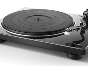 DENON Проигрыватель винила DP-400 ЧЕРНЫЙ