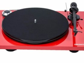 Проигрыватель пластинок Pro-Ject Essential III OM10 Красный EAN:9120071656850 - УЦЕНКА