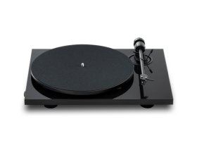 PRO-JECT Проигрыватель пластинок Е1.2 Pick It MM ГЛЯНЦЕВЫЙ ЧЕРНЫЙ EAN:9120137901078 PRO-JECT Проигрыватель пластинок Е1.2 Pick It MM ГЛЯНЦЕВЫЙ ЧЕРНЫЙ EAN:9120137901078