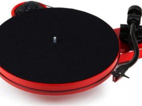 PRO-JECT Проигрыватель пластинок RPM1 Carbon 2M Red КРАСНЫЙ EAN:9120050435391 PRO-JECT Проигрыватель пластинок RPM1 Carbon 2M Red КРАСНЫЙ EAN:9120050435391
