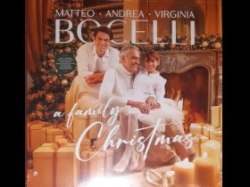 Виниловая пластинка Matteo, Andrea, Virginia Bocelli – A Family Christmas