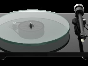 PRO-JECT Проигрыватель пластинок Т2 W High Gloss ЧЕРНЫЙ