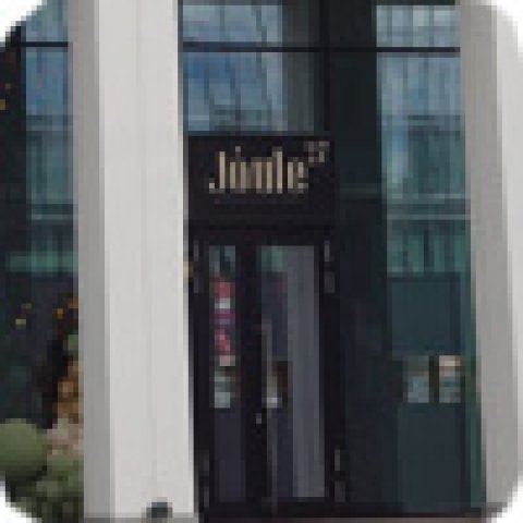 AUDAC звучит в кафе "Joule 27"  