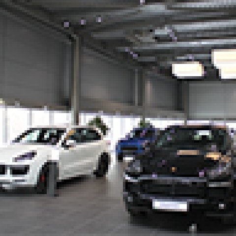 AUDAC звучит в автоцентре Porsche в Алматы