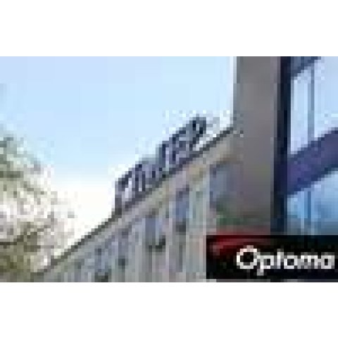 Проекционная техника Optoma работает в аудиториях Казахстанского Института Менеджмента, Экономики и Прогнозирования (КИМЭП)