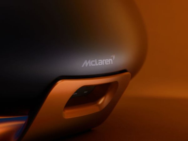BOWERS & WILKINS Громкоговоритель ZEPPELIN 2021 McLaren ЧЕРНЫЙ — фото 5