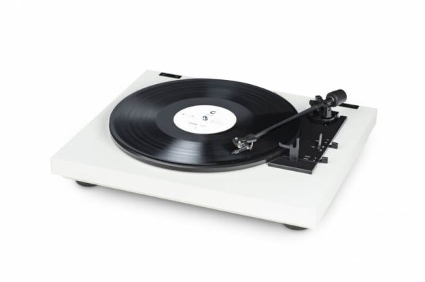 PRO-JECT Проигрыватель пластинок A1 OM10 БЕЛЫЙ EAN: 9120122294840 — Pro-ject