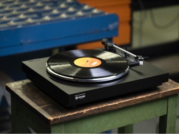 REKKORD AUDIO Проигрыватель F 110Р ЧЕРНЫЙ — фото 2