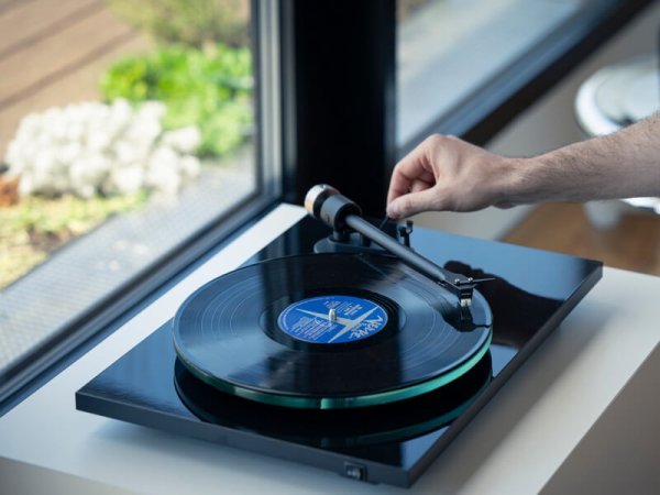 PRO-JECT Проигрыватель пластинок T2 ЧЕРНЫЙ EAN:9120129860703 — фото 2