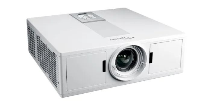 Optoma: два новых проектора и UHDCast Pro для 4К-стриминга