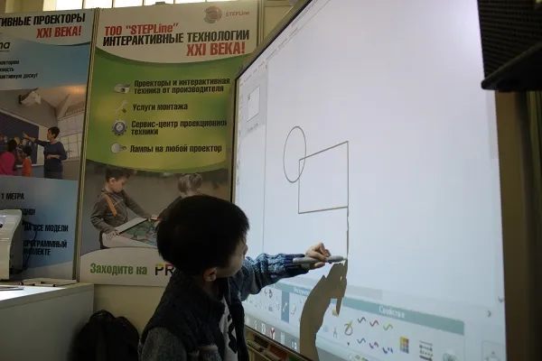 ТОО &ldquo;STEPLine&rdquo; представило интерактивные технологии XXI века на выставке WorldDidac Astana-2015
