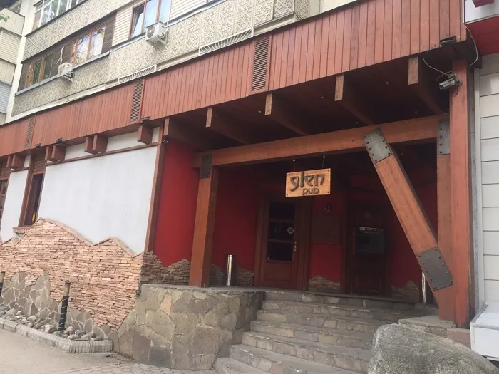 Смотреть футбол на большом экране в Алматы