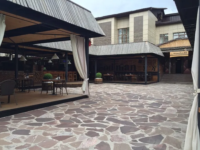 Паб "Woodman grill & beer"