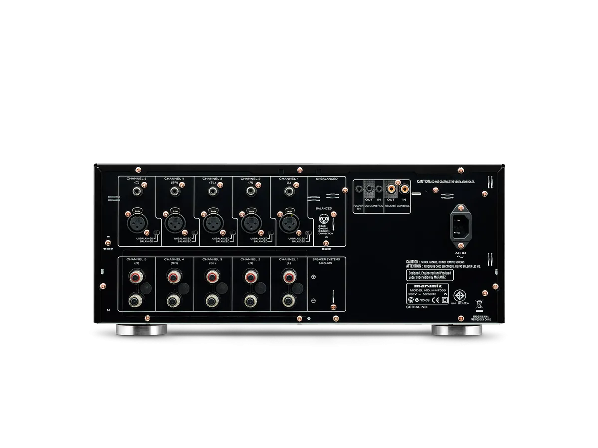 Задняя панель Marantz MM7055 с входами XLR и RCA