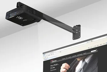 Короткофокусные проекторы Optoma для школы