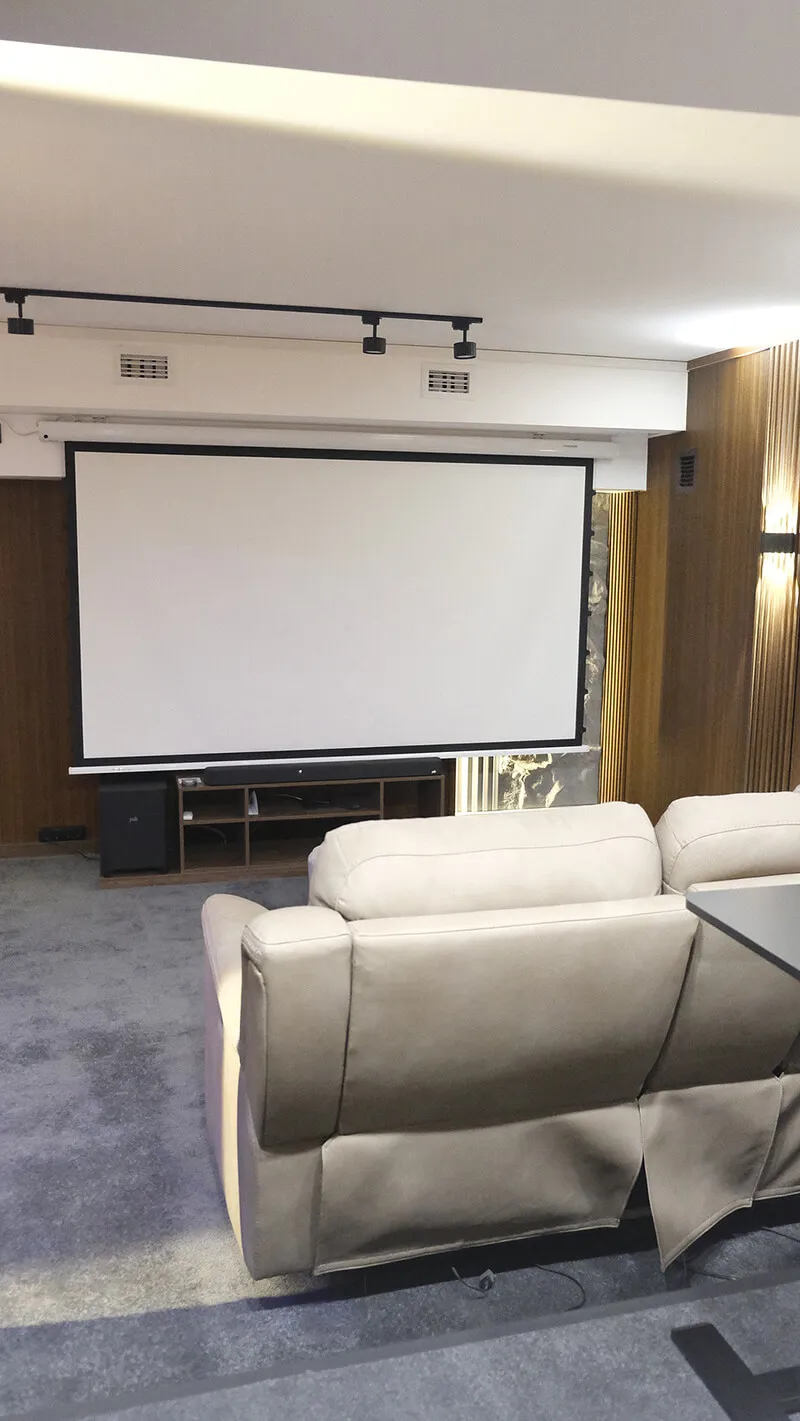 Moviemax, коммерческие кинорумы