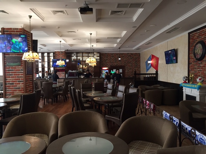 Ресторан-паб Gina's Pub